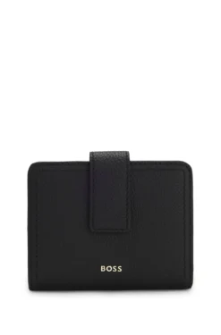 Leather wallet with logo lettering