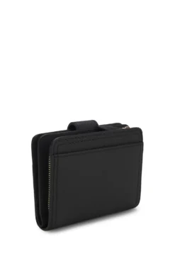 Leather wallet with logo lettering