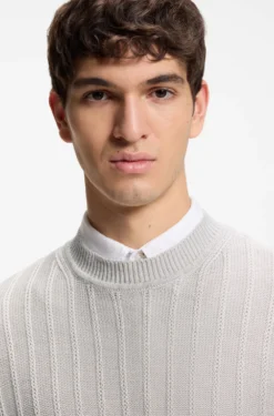 Linen-cotton sweater with knitted structure