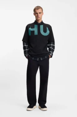 Loose-fit T-shirt in cotton jersey with wraparound logo
