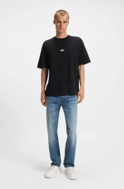 Loose-fit T-shirt in cotton with rear logo artwork