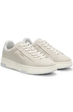 Low-top trainers in faux suede