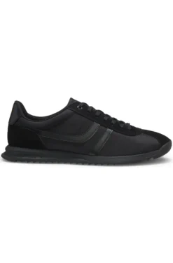 Low-top trainers with faux-leather trims