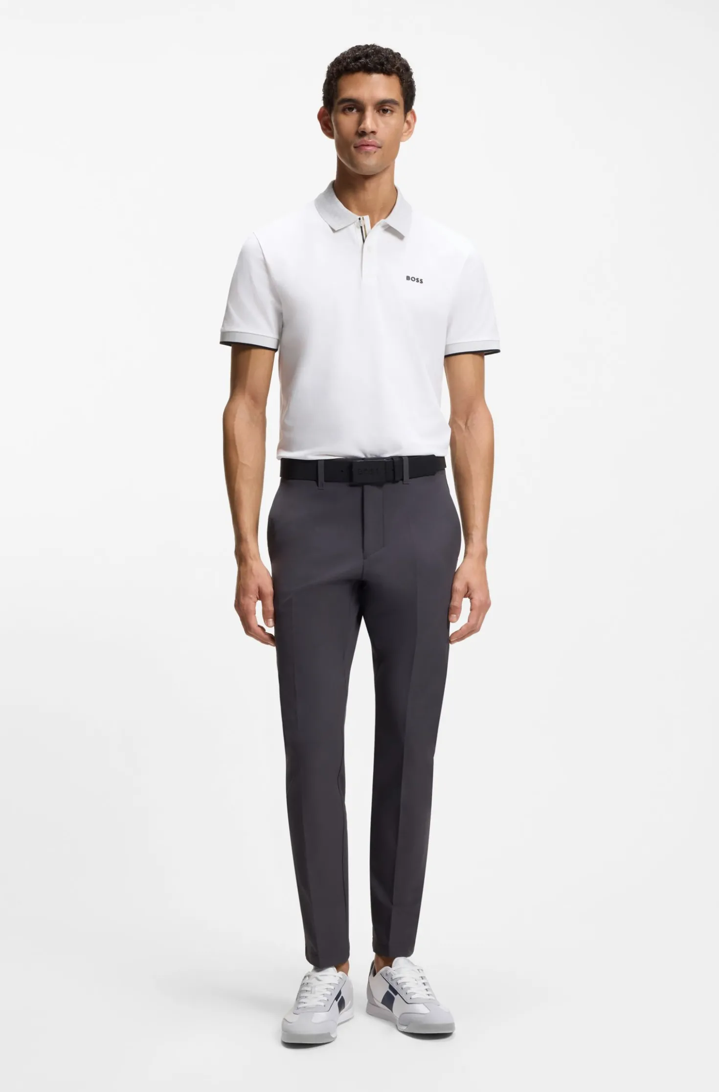 Low-top trainers with structured trims