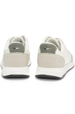 Low-top trainers with textured uppers