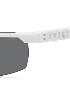 Mask-style sunglasses in white with 3D-logo temples