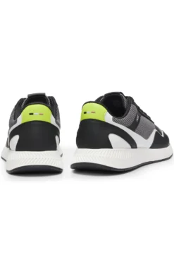 Mesh trainers with ribbed sole