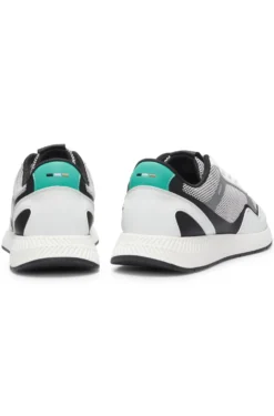 Mesh trainers with ribbed sole