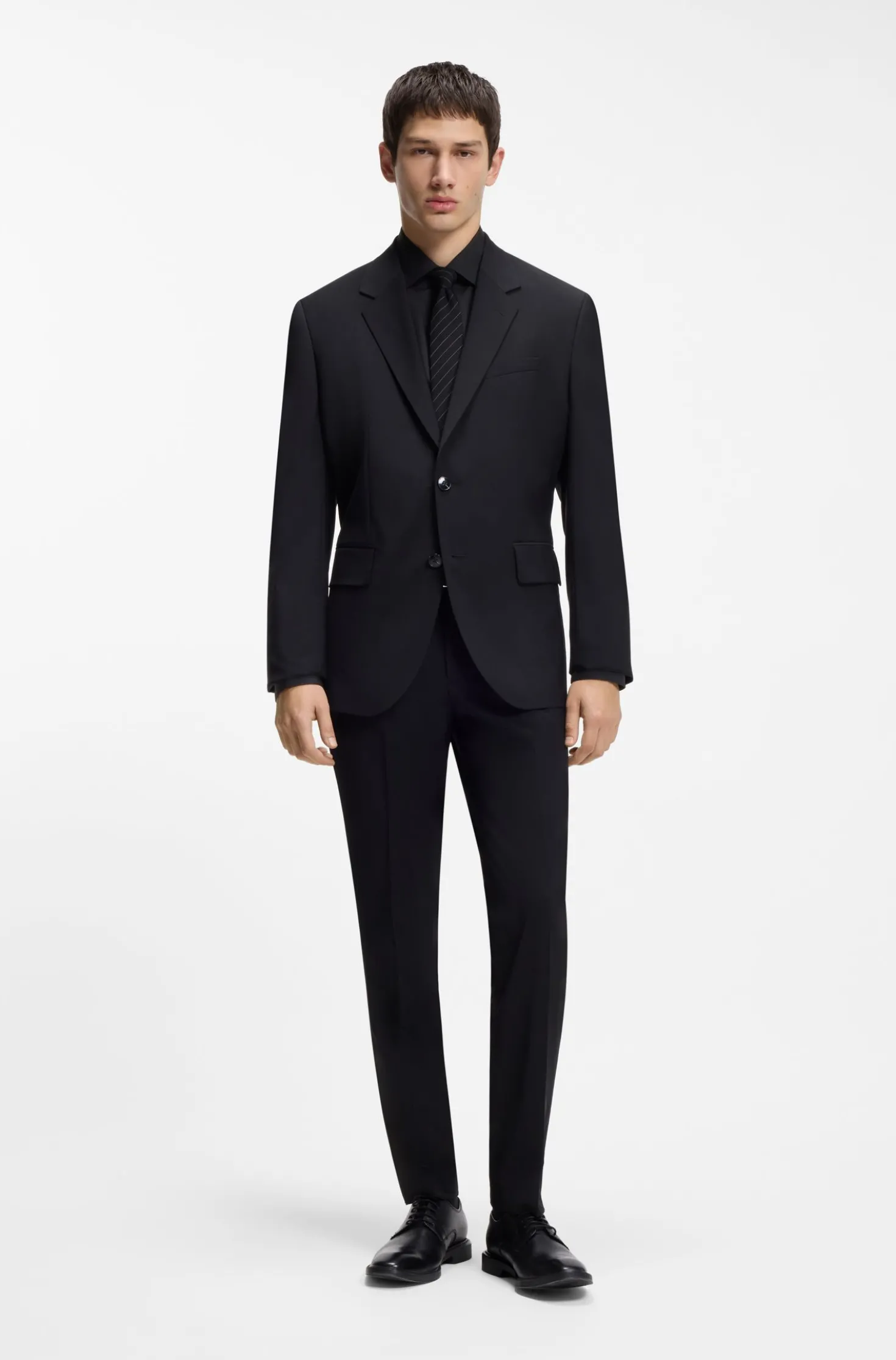 Modern-fit shirt in easy-iron cotton poplin