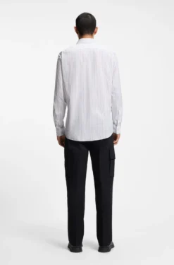Modern-fit shirt in striped cotton