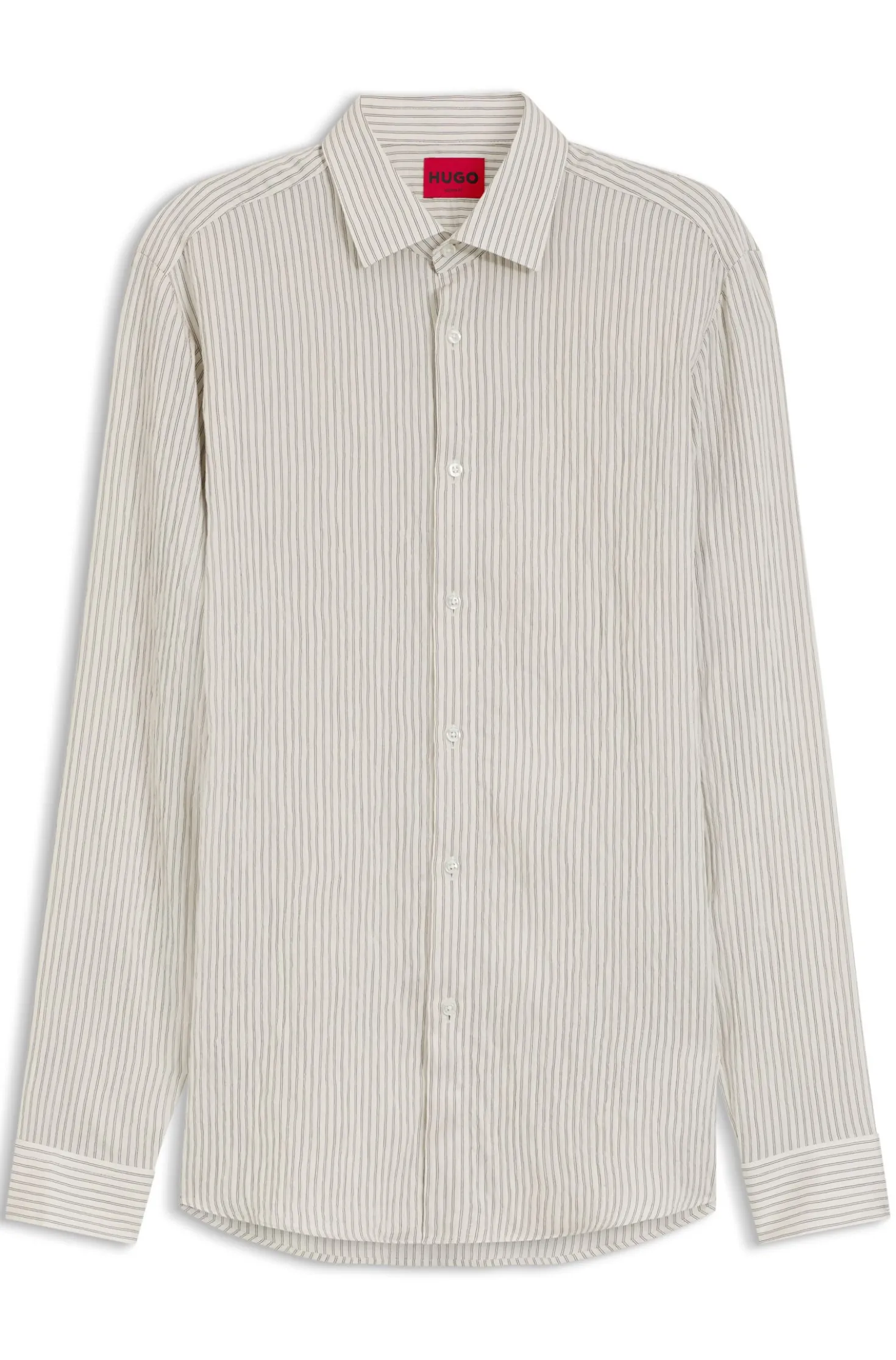 Modern-fit shirt in striped seersucker
