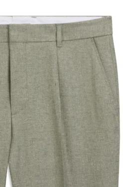 Pleat-front trousers in a linen blend