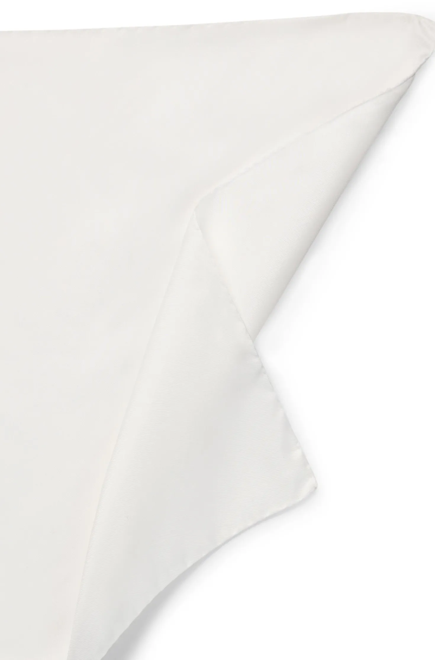 Pocket square in fine silk twill