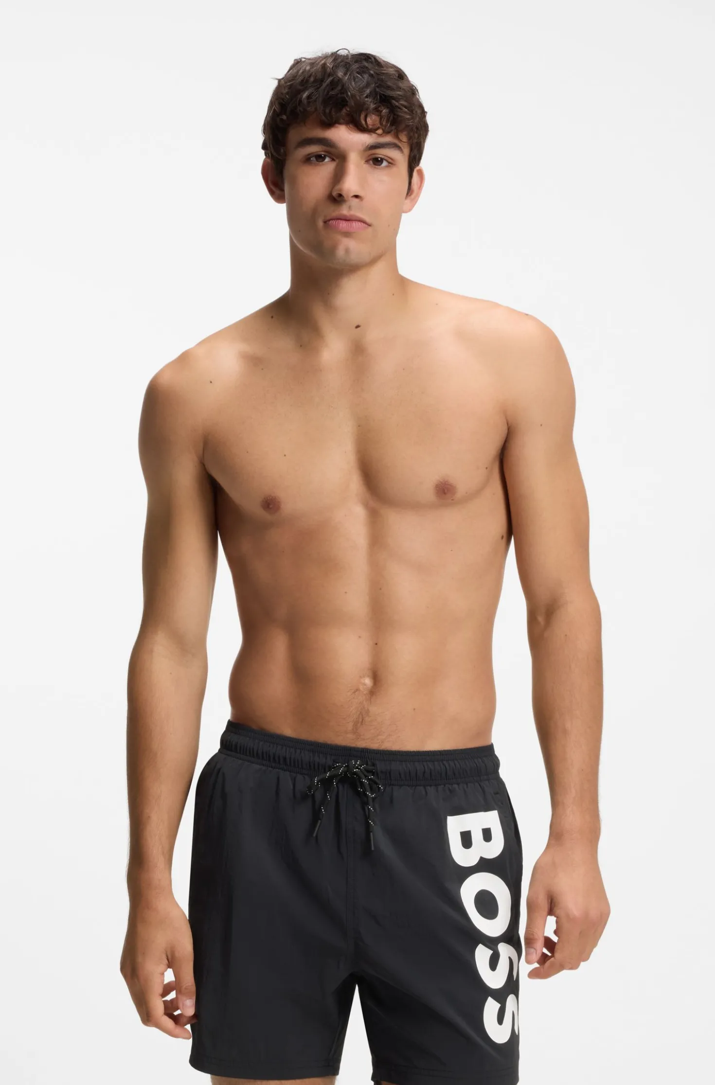 Quick-drying swim shorts with printed logo