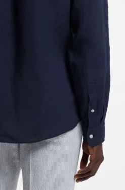 Regular-fit button-down shirt in linen