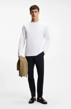 Regular-fit cotton T-shirt with subtle logo detail