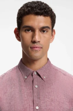 Regular-fit linen shirt with button-down collar