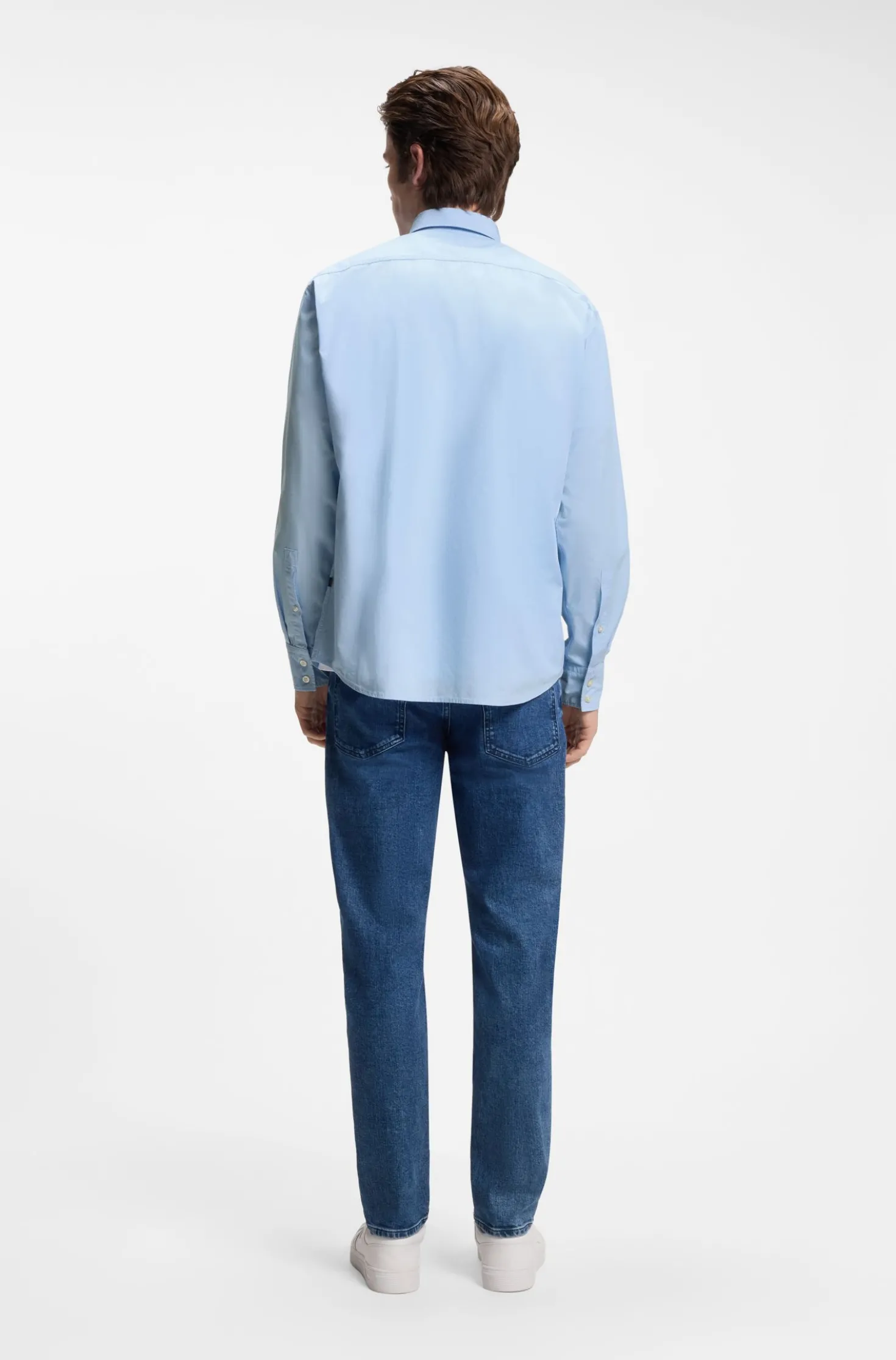 Regular-fit shirt in cotton poplin with embroidered logo