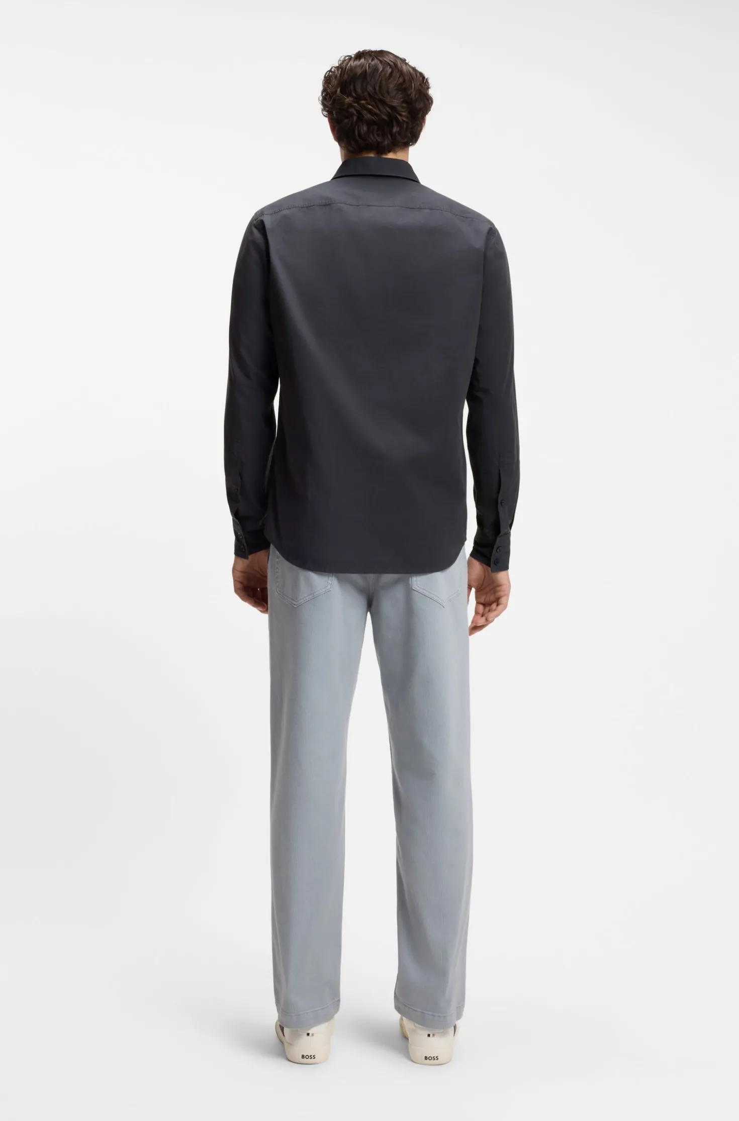 Regular-fit shirt in cotton poplin with embroidered logo