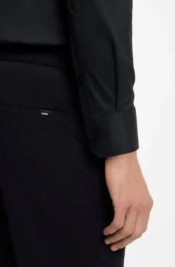 Regular-fit shirt in performance-stretch twill