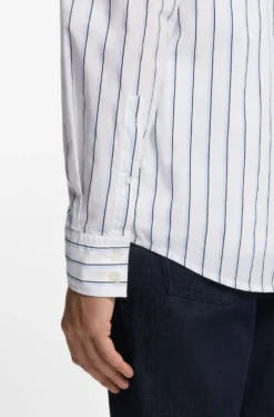 Regular-fit shirt in printed cotton poplin