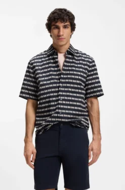 Regular-fit shirt in printed cotton poplin