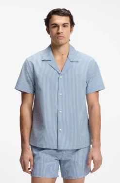 Regular-fit shirt in seersucker fabric