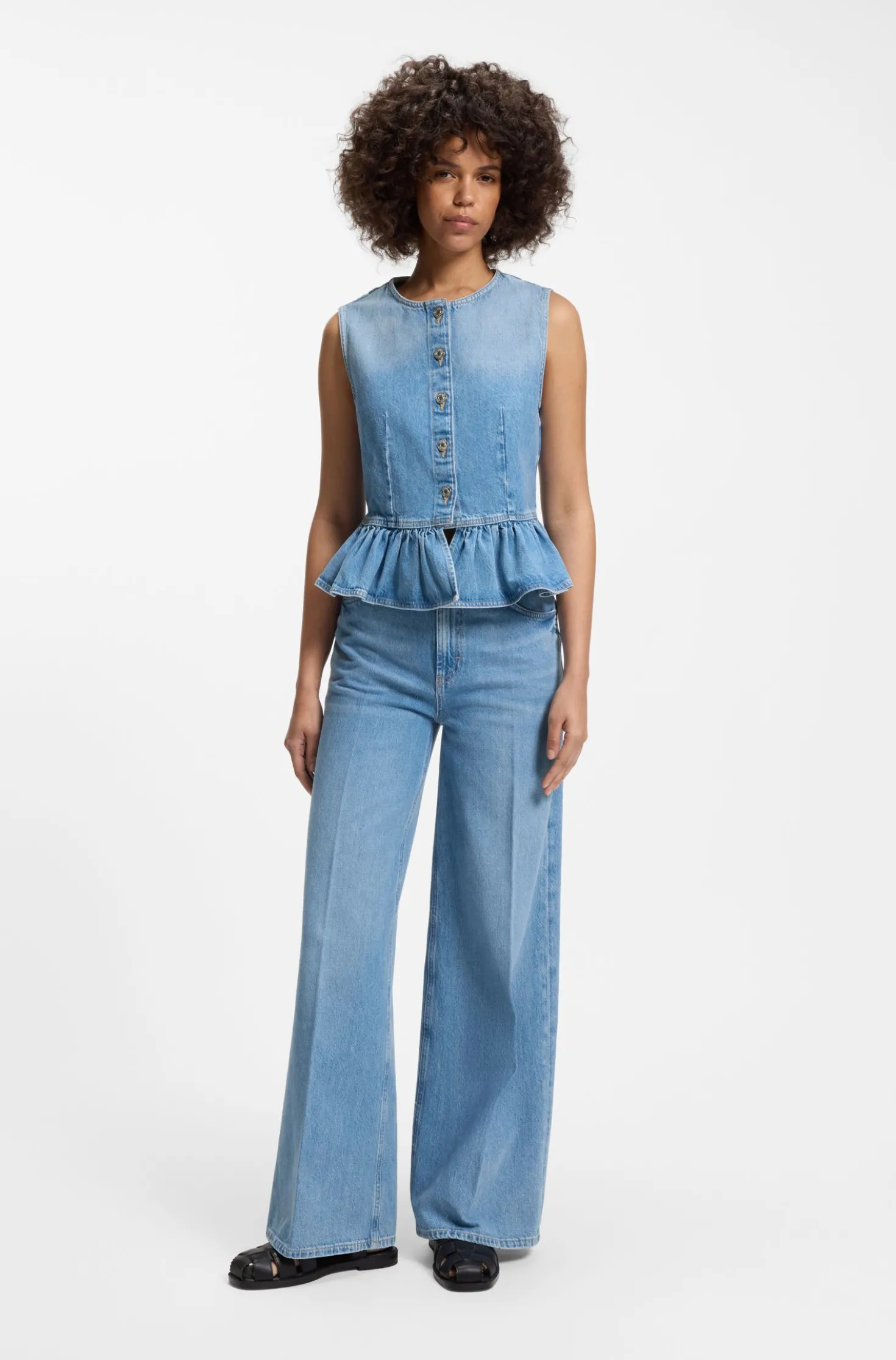 Regular-fit sleeveless blouse in denim with peplum hem