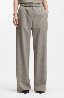 Regular-fit trousers in a wool blend