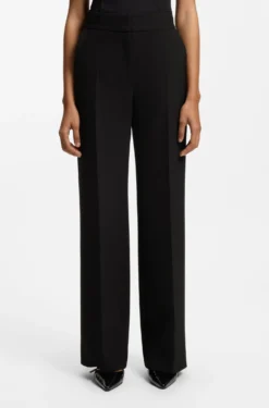 Regular-fit trousers in stretch fabric