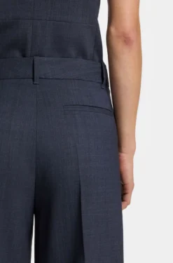Regular-fit trousers in virgin wool