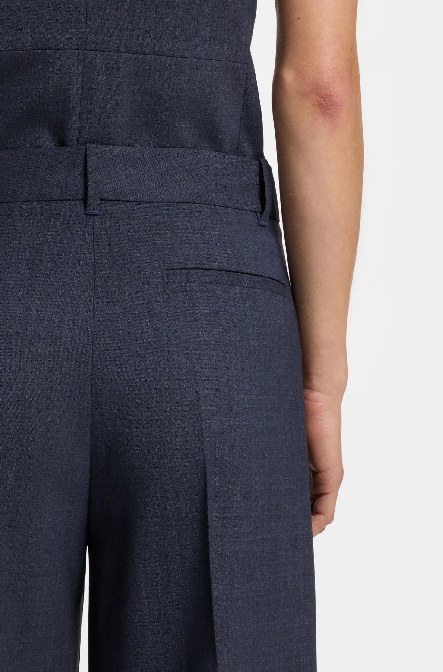 Regular-fit trousers in virgin wool
