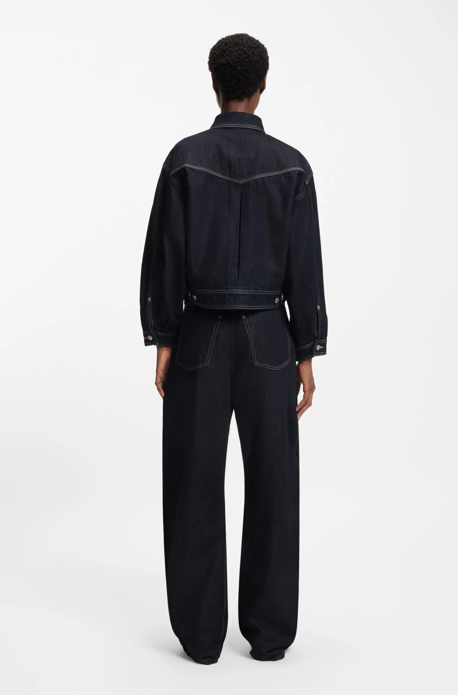 Regular-fit trucker jacket in rinse-washed denim
