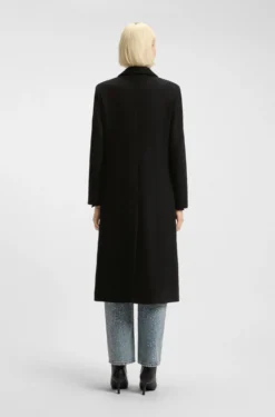 Relaxed-fit coat in a wool blend