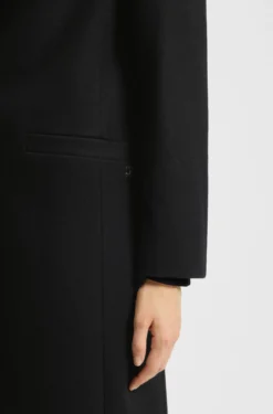 Relaxed-fit coat in a wool blend