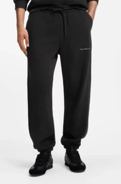 Relaxed-fit cotton trousers with streetwear logo