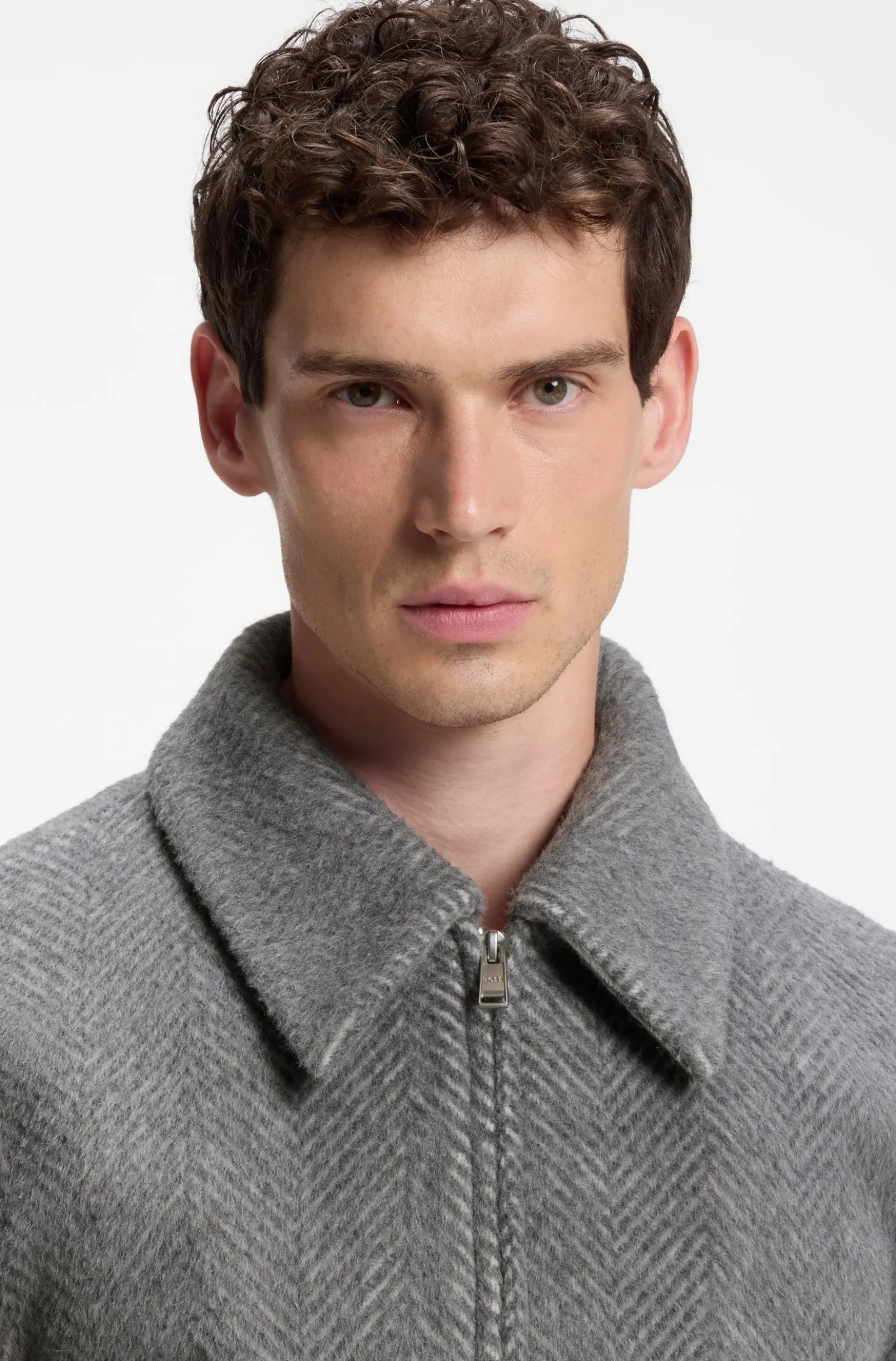 Relaxed-fit jacket in a herringbone-patterned alpaca blend
