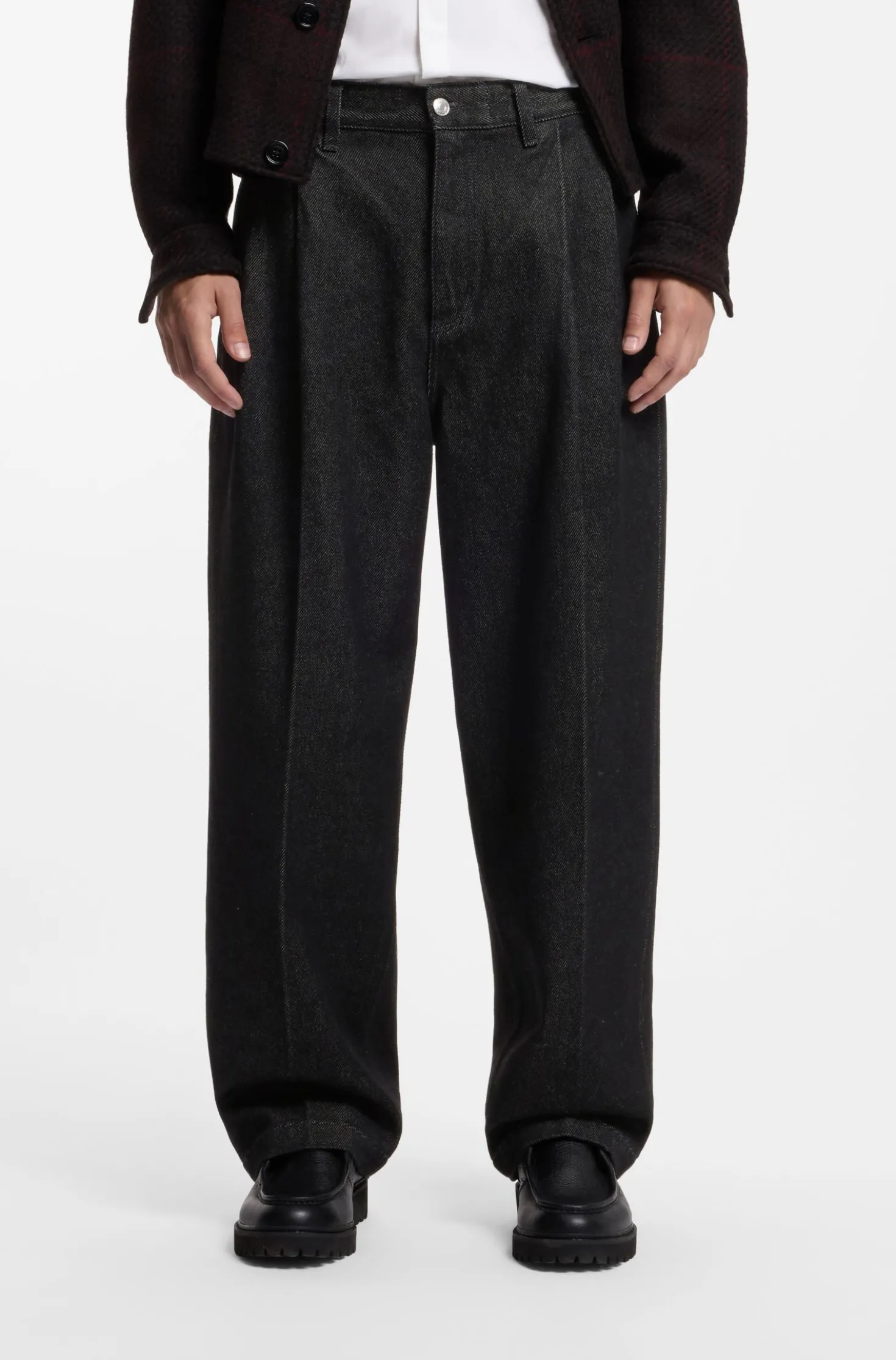 Relaxed-fit jeans in heavyweight black denim