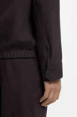 Relaxed-fit overshirt in washable Tech Linen