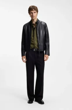 Relaxed-fit shirt in cotton twill with chest logo