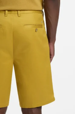 Relaxed-fit shorts in cotton twill