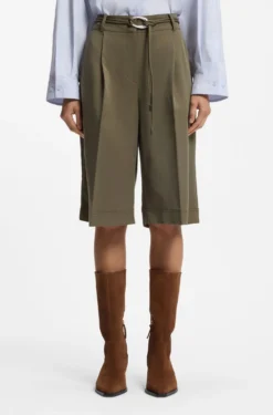 Relaxed-fit shorts with buckled belt