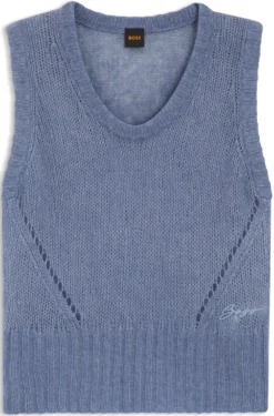 Relaxed-fit top with loose knitted structure