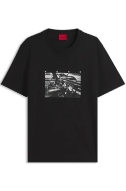 Relaxed-fit T-shirt in cotton with graphic print