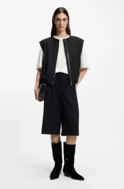 Relaxed-fit T-shirt in cotton with mesh trims