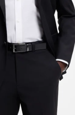 Reversible leather belt with branded keeper