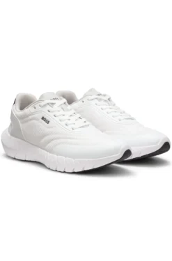 Running trainers with leather trims
