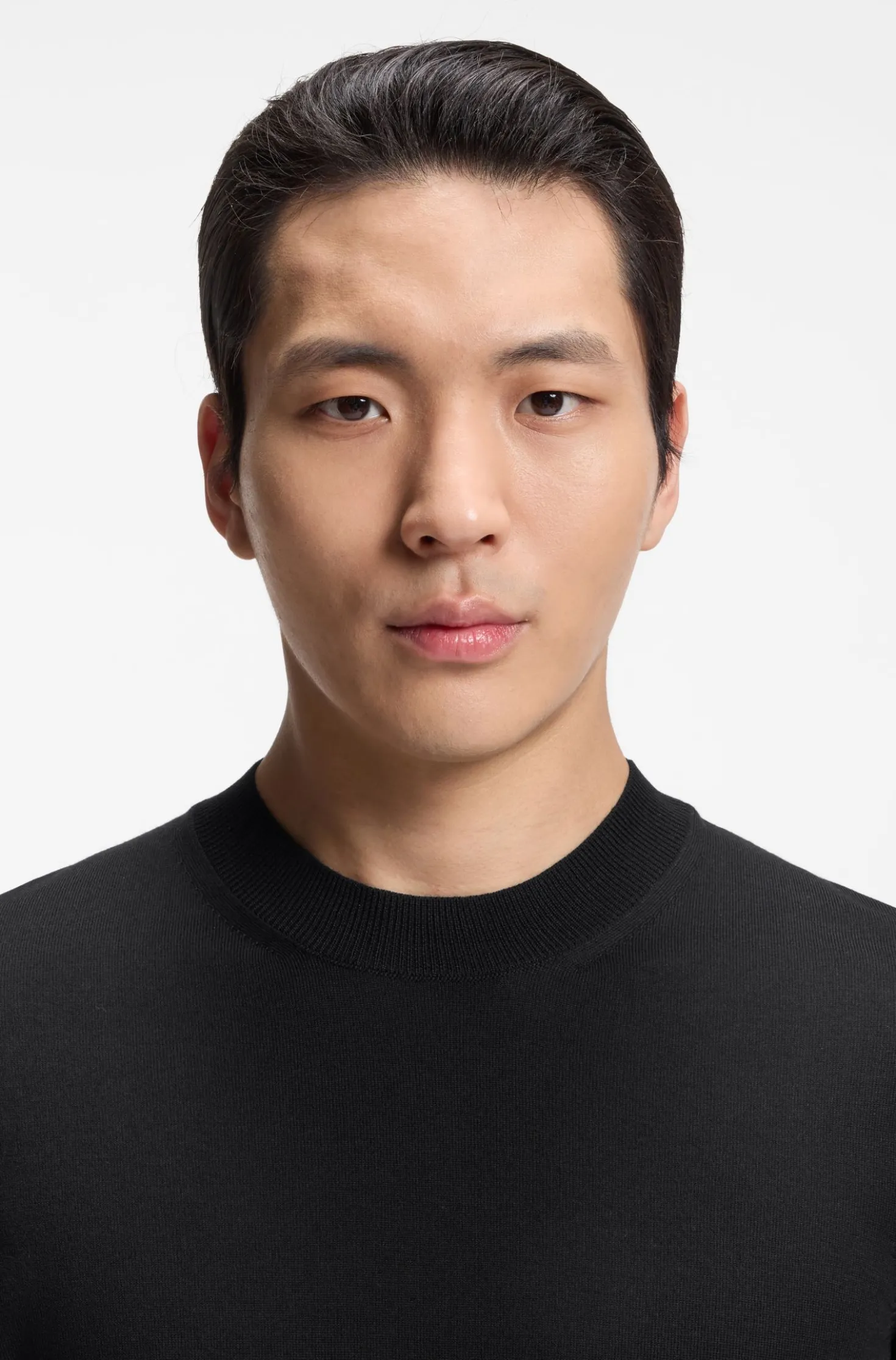 Short-sleeved knit T-shirt in merino wool