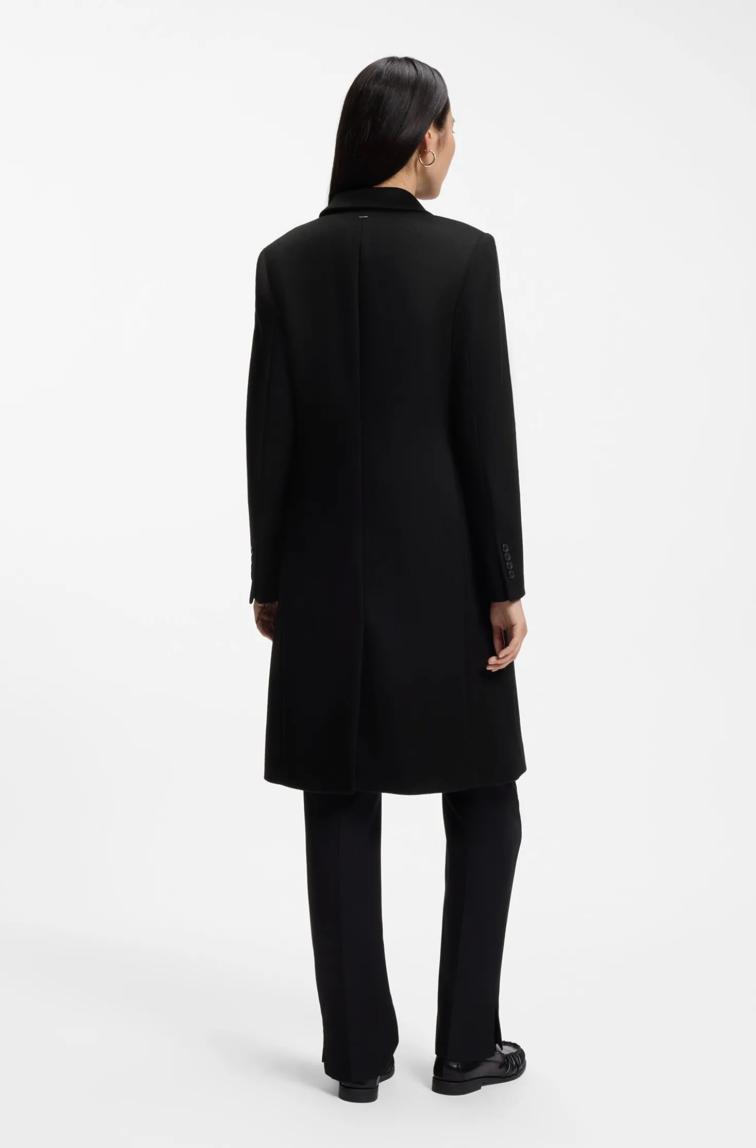 Single-breasted formal coat in wool