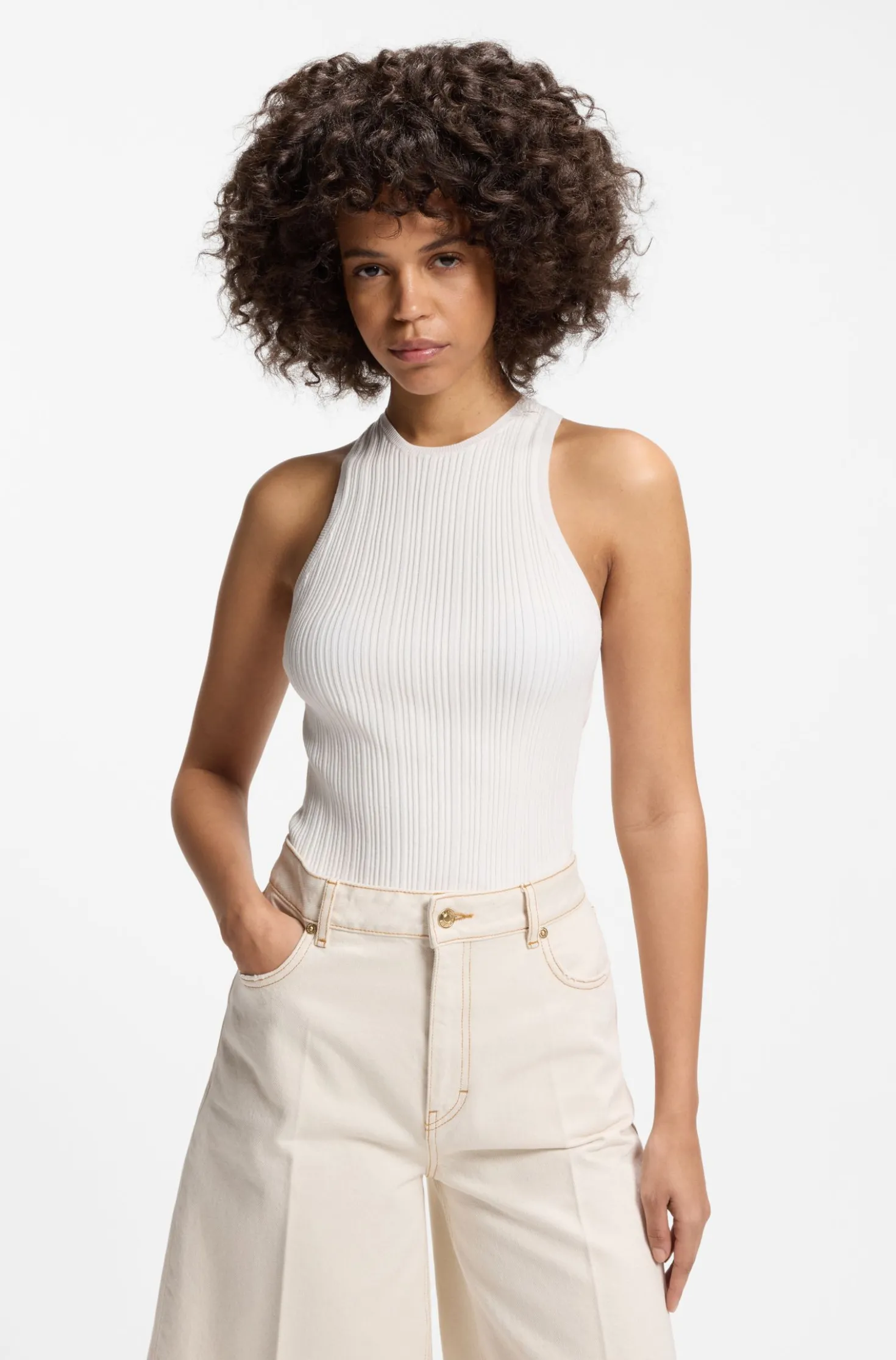 Sleeveless racer-back top in ribbed crepe fabric